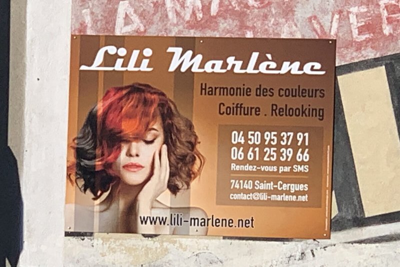 Panneau publicitaire