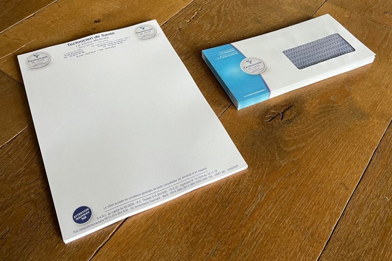 Papier à entête et enveloppe